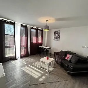 appartement-cosy-3-chambres-proche-airbus.midi-pyreneeshotels.com/